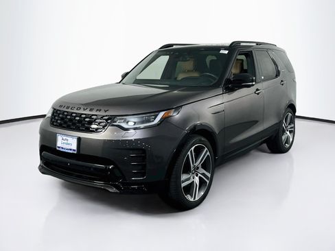 Used 2024 Land Rover Discovery Dynamic SE AWD/4WD image 1