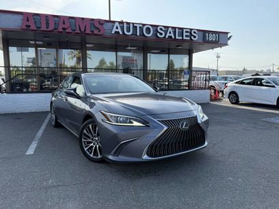 Used 2019 Lexus ES 350 w/ Premium Package