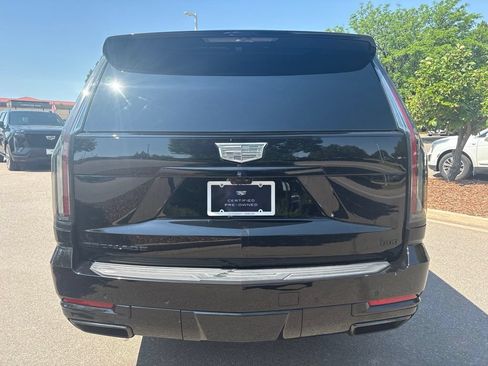 Used 2025 Cadillac Escalade ESV Sport Platinum w/ LPO, ONYX Package AWD/4WD image 4
