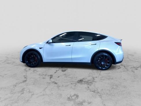 Used 2021 Tesla Model Y Long Range AWD/4WD image 6