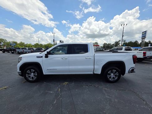 Used 2026 GMC Sierra 1500 SLT AWD/4WD image 2