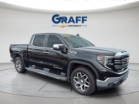 Used 2022 GMC Sierra 1500 SLT w/ SLT Convenience Package AWD/4WD image 16