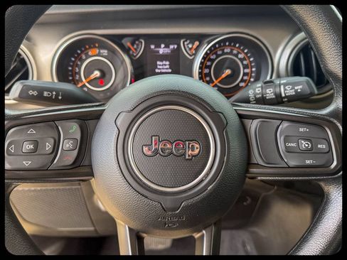 Used 2023 Jeep Wrangler Unlimited Sport AWD/4WD image 27