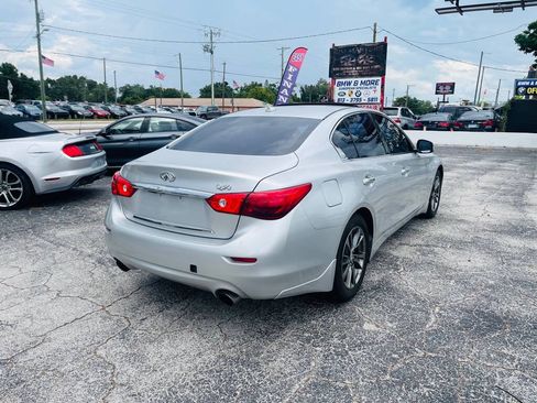 Used 2017 INFINITI Q50 Signature Edition w/ All Weather Package (L93) RWD image 10