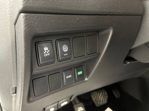 Used 2020 Nissan Rogue Sport S w/ Appearance Package FWD image 31