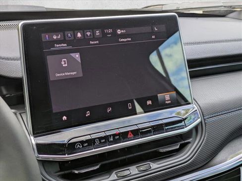 New 2026 Jeep Compass Latitude image 13