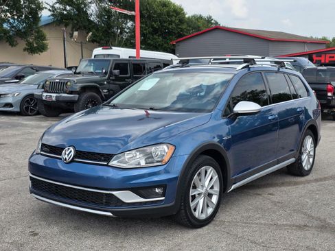 Used 2017 Volkswagen Golf Alltrack S AWD/4WD image 7