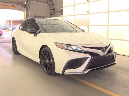 Used 2023 Toyota Camry XSE w/ Navigation Package FWD image 1