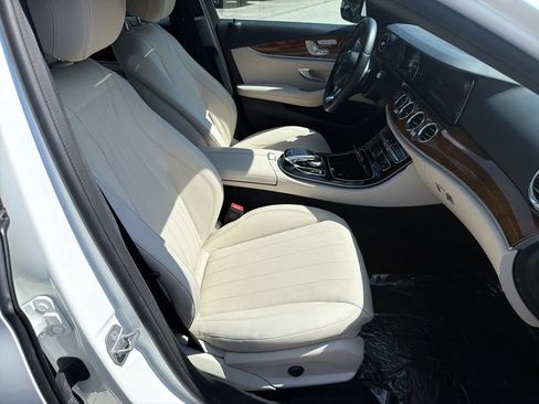 Used 2018 Mercedes-Benz E 300 image 13