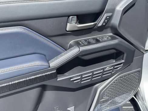 New 2026 Toyota 4Runner 4WD image 18