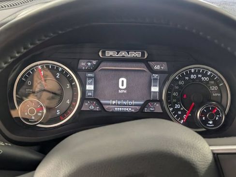 Used 2024 RAM 2500 Laramie AWD/4WD image 17