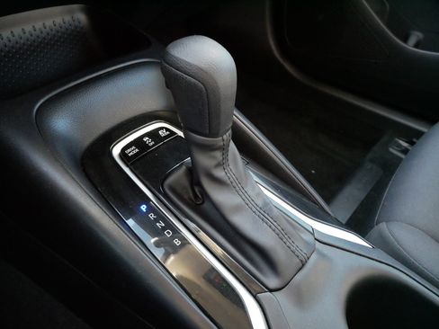 Certified 2024 Toyota Corolla LE image 24