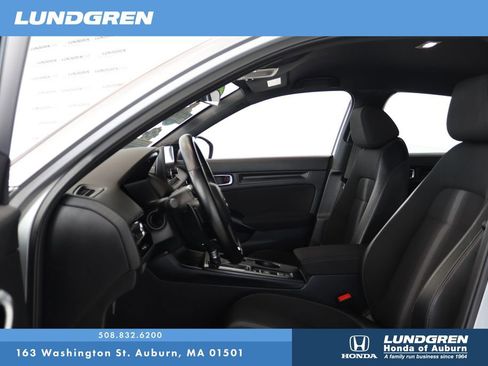 Used 2023 Honda Civic Sport image 10