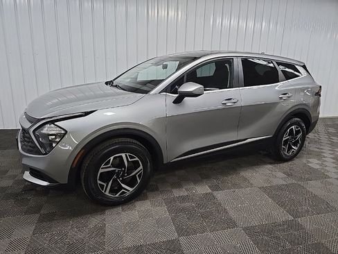 Used 2023 Kia Sportage LX image 6