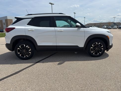 Used 2023 Chevrolet TrailBlazer LT image 5