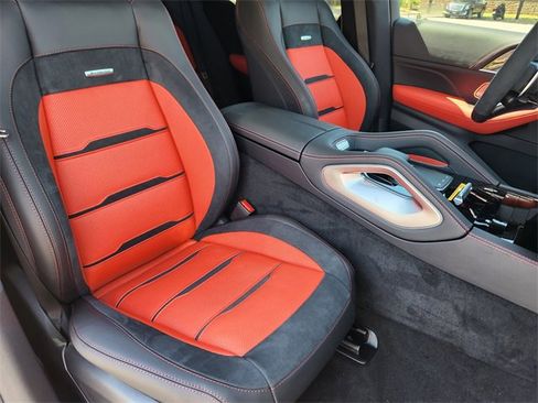 New 2025 Mercedes-Benz GLE 53 AMG 4MATIC Coupe image 17