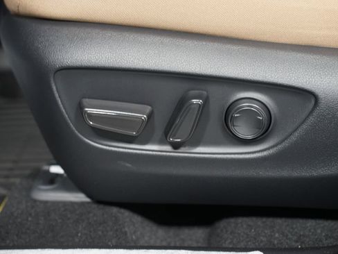 New 2025 Toyota RAV4 XLE image 32