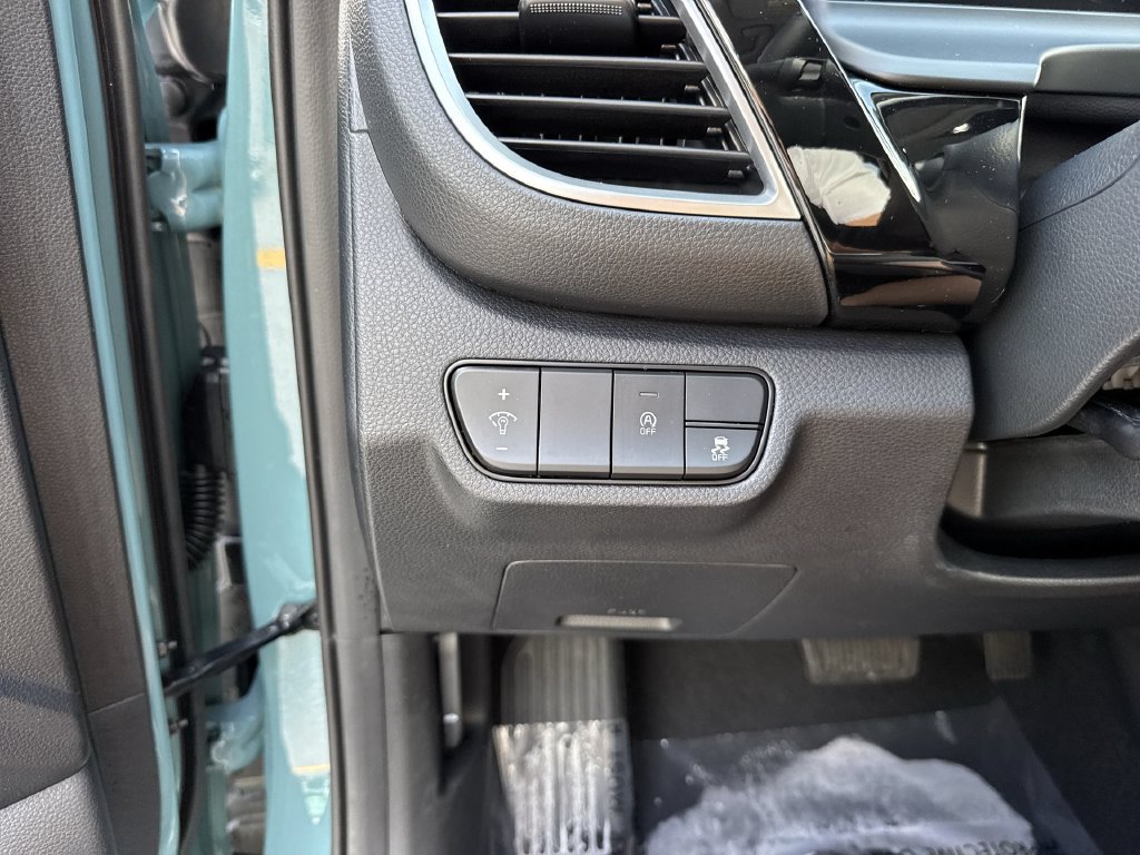 Used 2025 Kia Seltos S FWD image 56