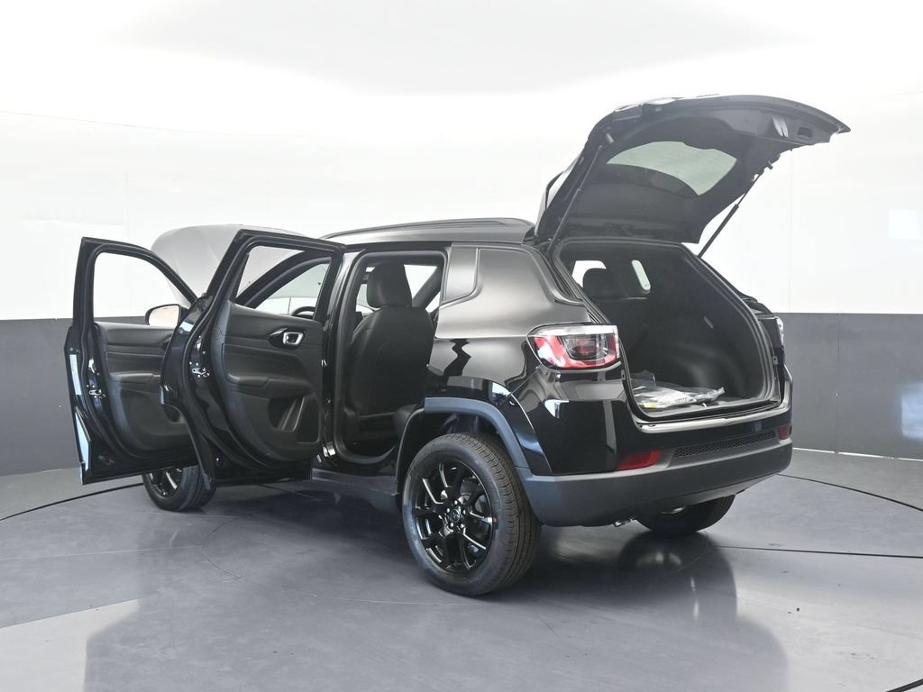 New 2026 Jeep Compass Latitude AWD/4WD image 73