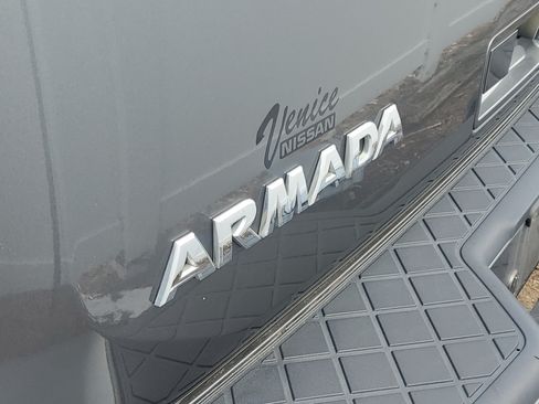 Used 2014 Nissan Armada SV RWD image 7