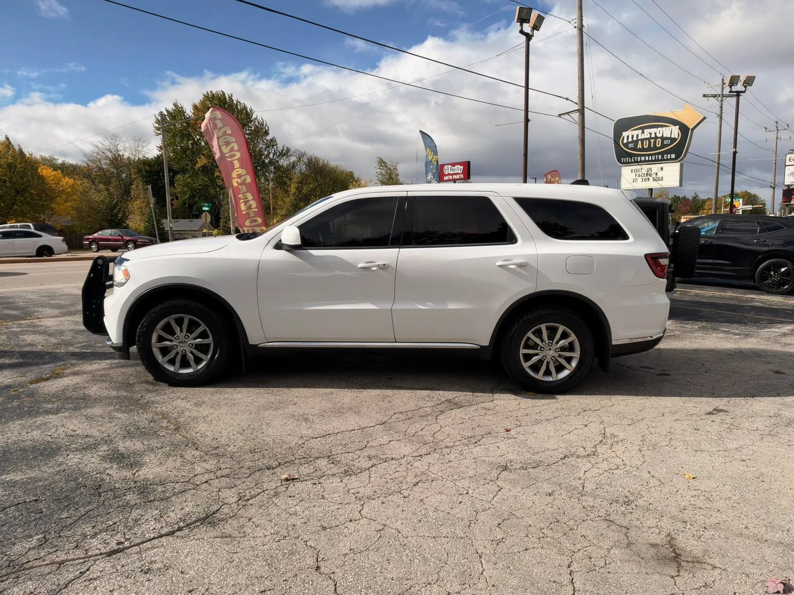 Used 2016 Dodge Durango SXT AWD/4WD image 2