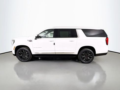 New 2026 GMC Yukon XL Elevation image 4