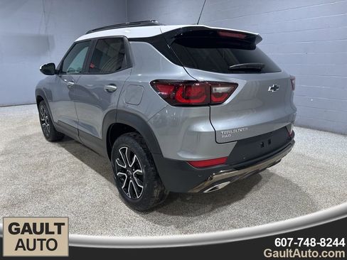 Used 2024 Chevrolet TrailBlazer ACTIV w/ Convenience Package image 6