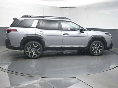 Used 2026 Subaru Outback Touring XT w/ Touring Package image 8