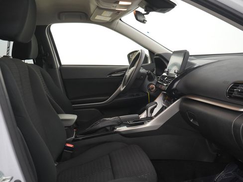 Used 2023 Mitsubishi Eclipse Cross LE AWD/4WD image 12