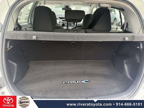 Used 2019 Toyota Prius C w/ Carpet Mat Package FWD image 18