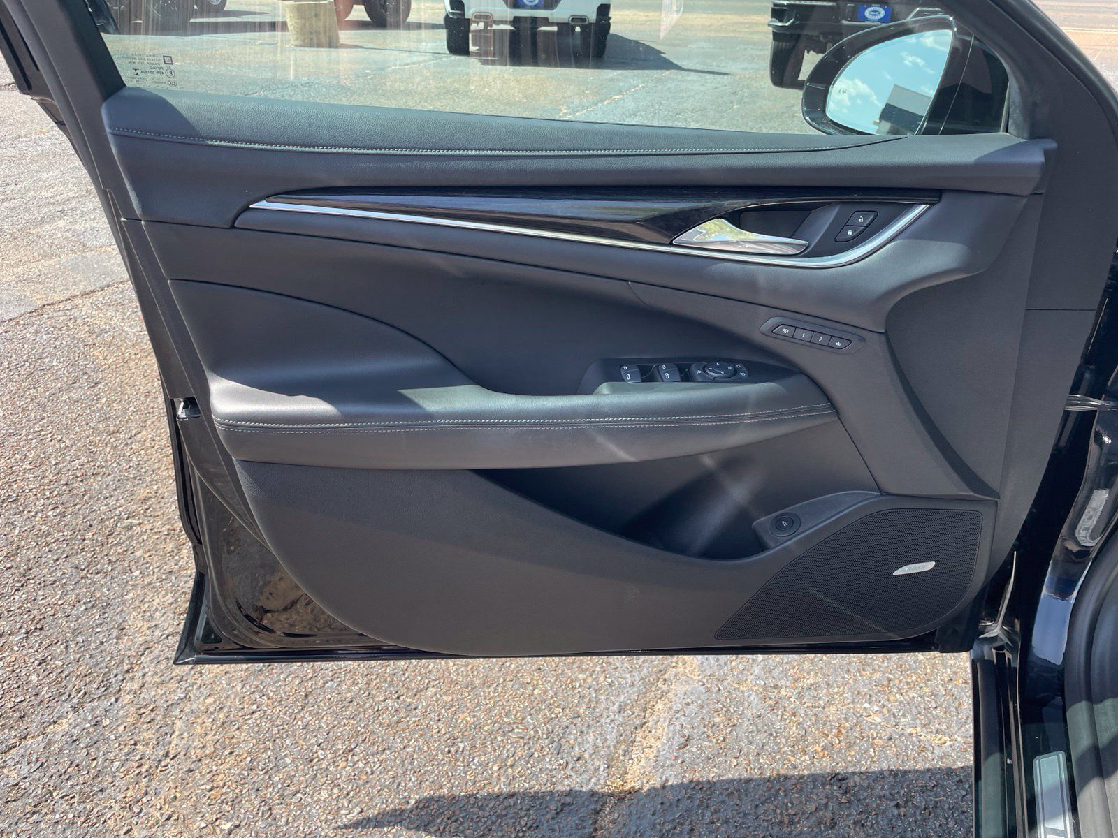 Used 2017 Buick LaCrosse Essence w/ Sun and Shade Package FWD image 15