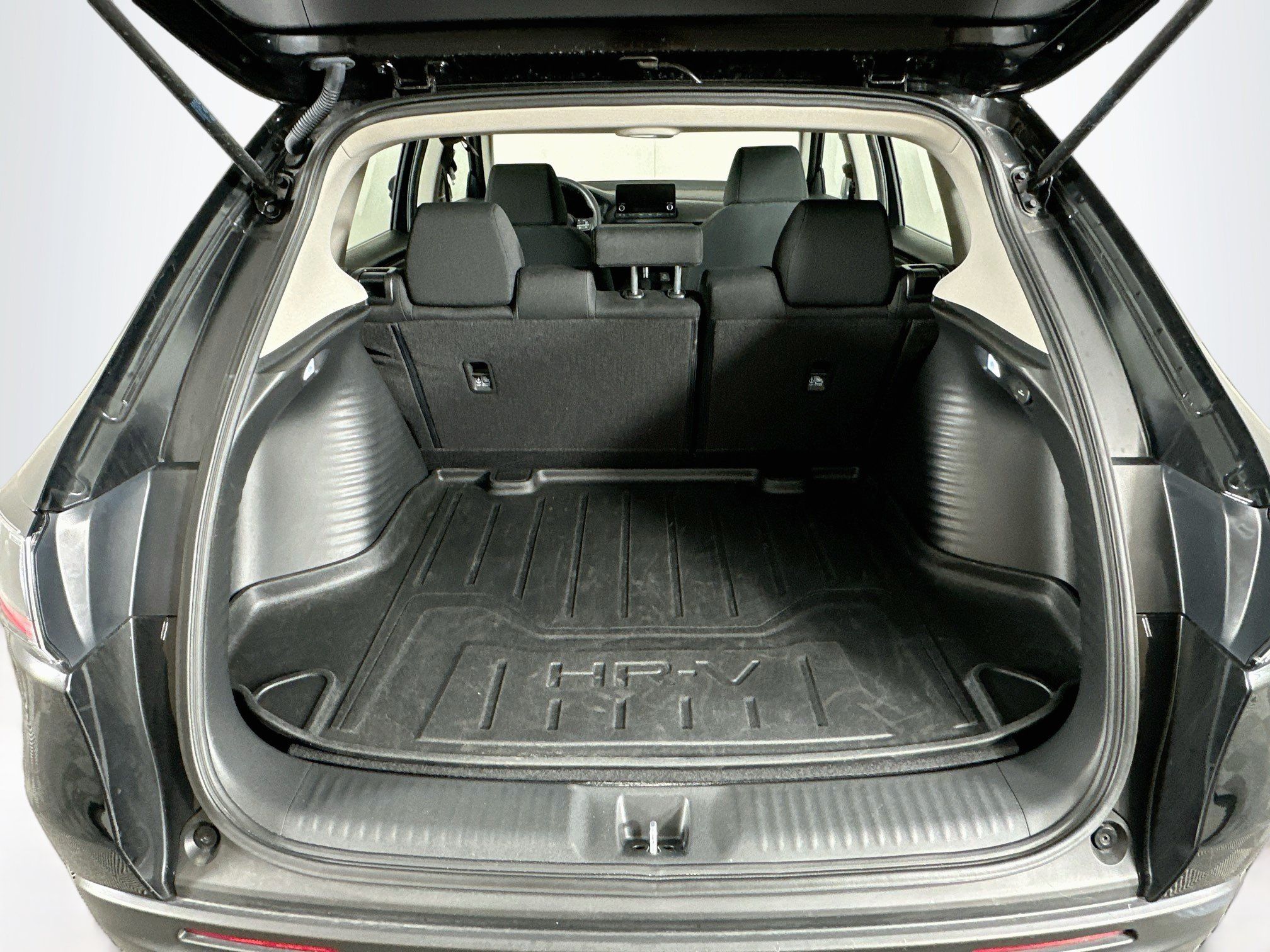 Used 2025 Honda HR-V LX image 26