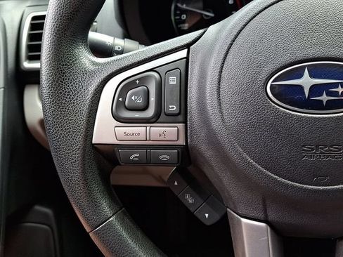 Used 2017 Subaru Forester 2.5i Premium AWD/4WD image 25