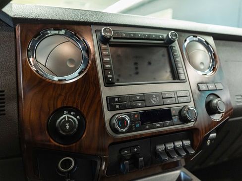 Used 2012 Ford F350 Lariat w/ Lariat Ultimate Pkg AWD/4WD image 12