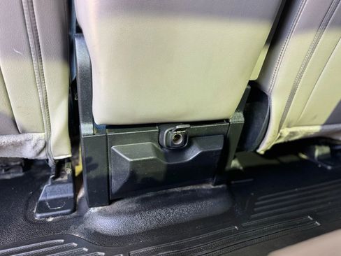 Used 2021 Ford F250 XL w/ Power Equipment Group image 21