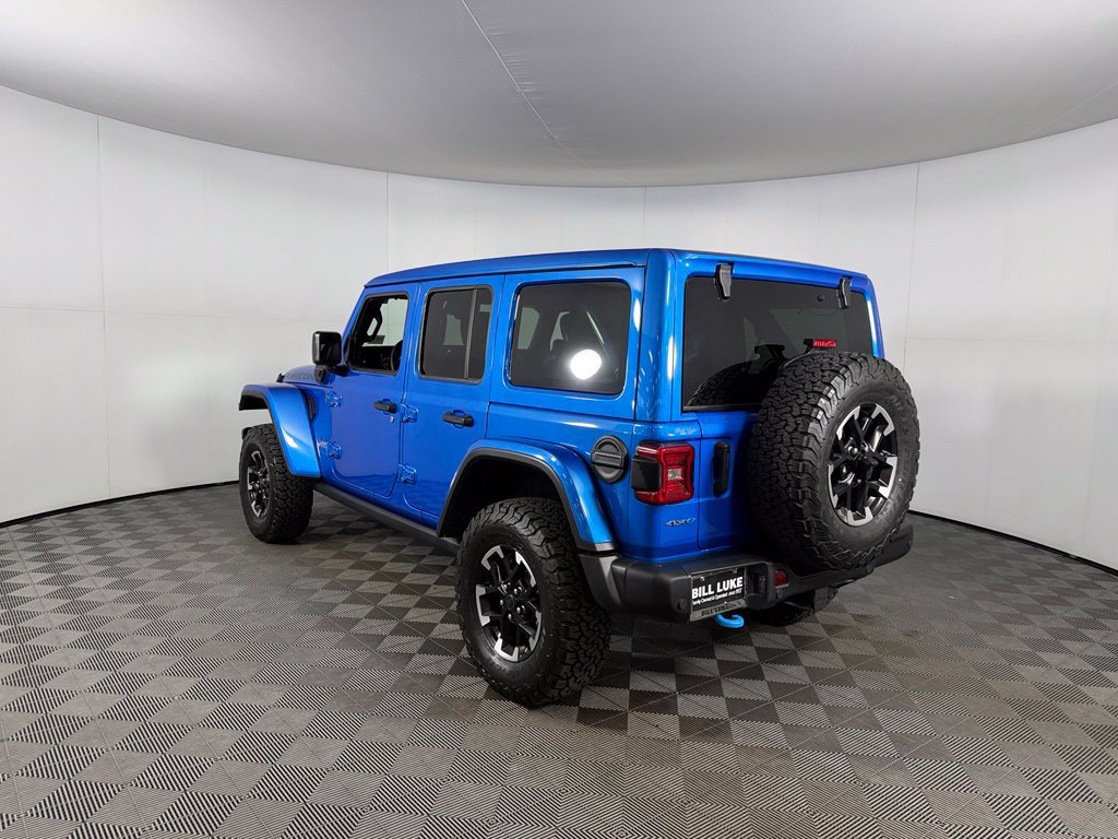 Used 2024 Jeep Wrangler Unlimited Rubicon 4xe AWD/4WD image 9