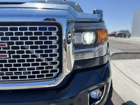 Used 2017 GMC Sierra 3500 Denali w/ Duramax Plus Package AWD/4WD image 38