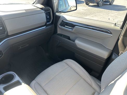 Used 2023 GMC Sierra 1500 SLE image 12