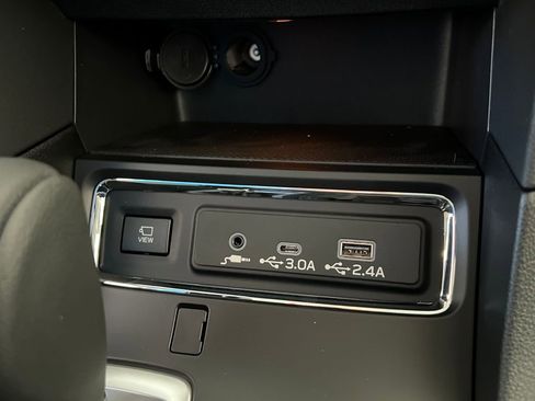 New 2026 Subaru Ascent Limited AWD/4WD image 30