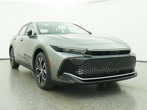 New 2026 Toyota Crown XLE AWD/4WD image 30