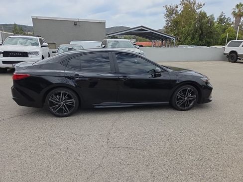 Used 2025 Toyota Camry XSE FWD image 6