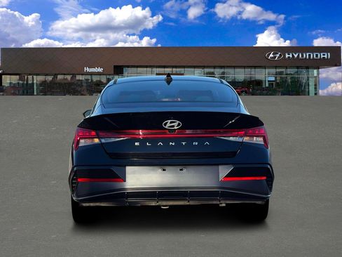 New 2026 Hyundai Elantra SEL Sport Premium FWD image 6