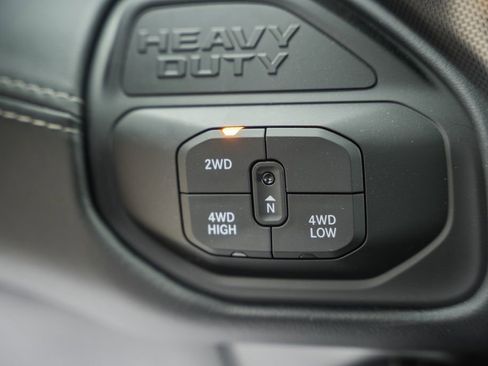 New 2026 RAM 2500 Limited AWD/4WD image 32