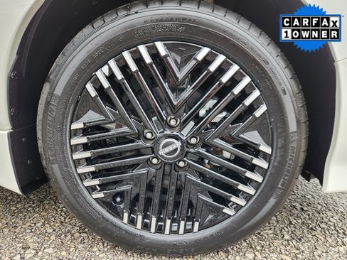 Certified 2024 Nissan Leaf SV Plus image 20