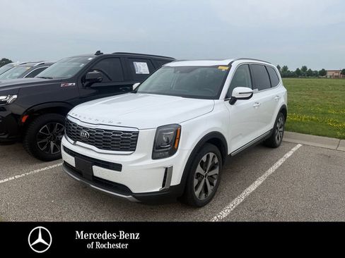 Used 2020 Kia Telluride S AWD/4WD image 1