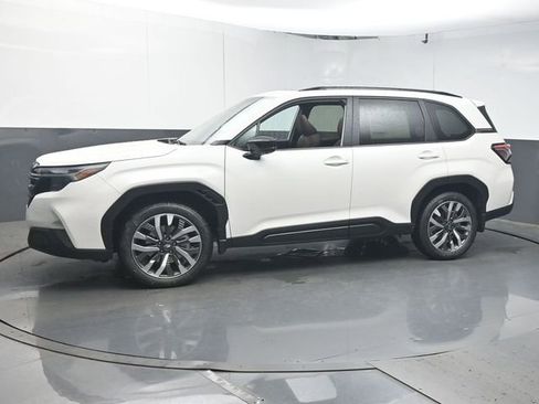 New 2026 Subaru Forester Touring AWD/4WD image 4