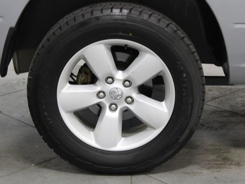 Used 2024 RAM 1500 Classic SLT AWD/4WD image 14