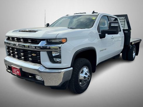 Used 2022 Chevrolet Silverado 3500 LT w/ Convenience Package AWD/4WD image 2