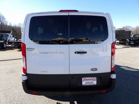 Used 2023 Ford Transit 350 XLT RWD image 6