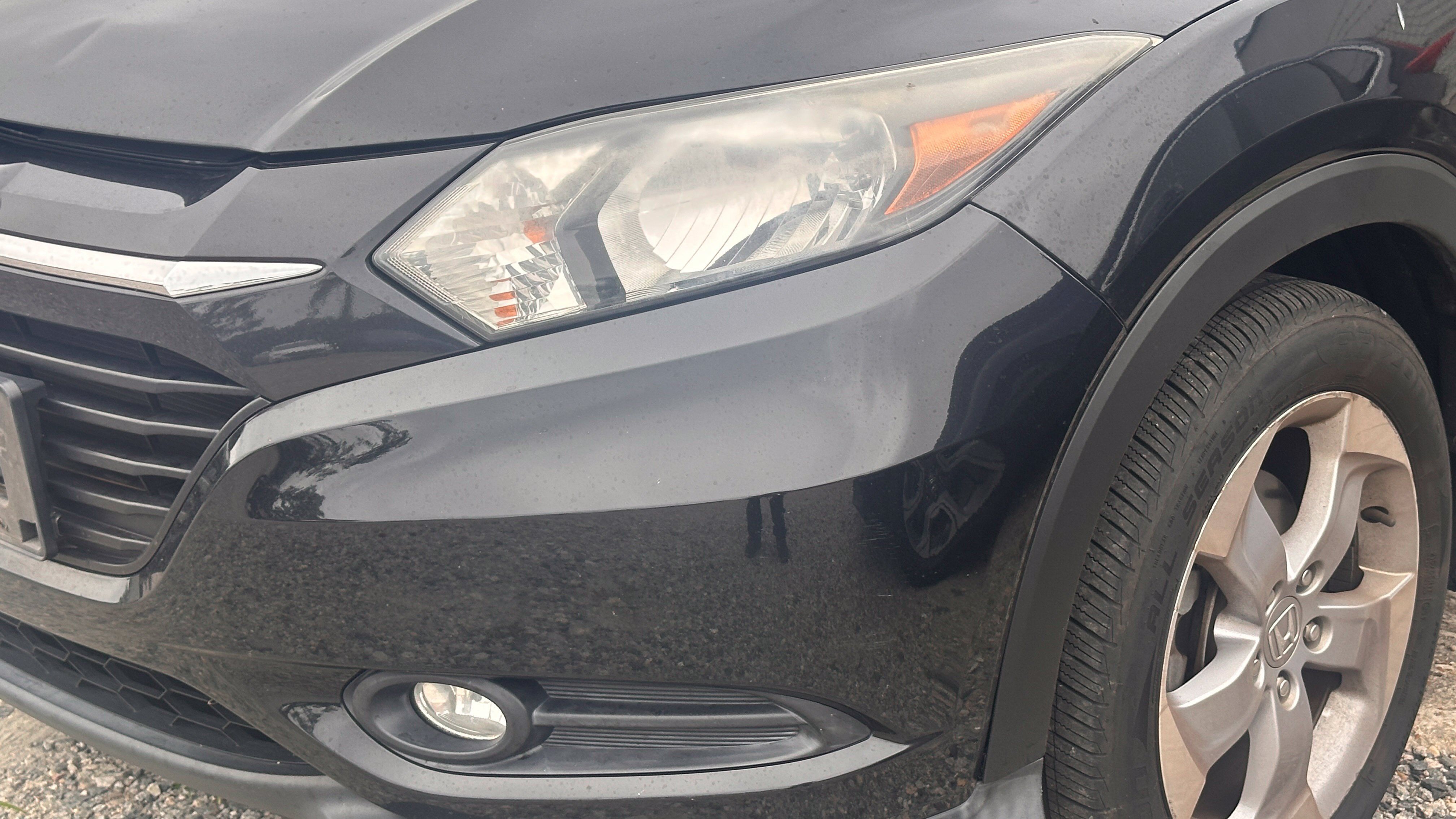 Used 2016 Honda HR-V EX image 2